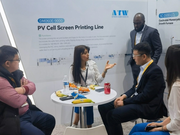Debut mundial de Autowell en Intersolar North America 2024